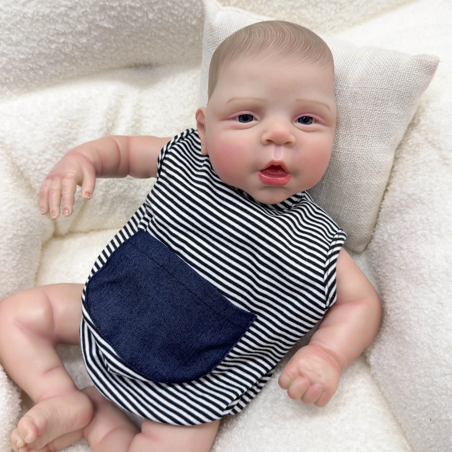 Estella Reborn Baby malowane włosy