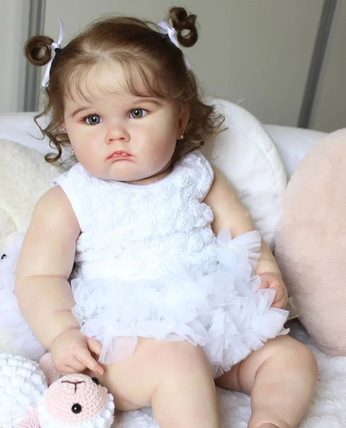 Bolly 24-Inch lalka reborn| Realistyczne ciało z miękkiego materiału, ręcznie układane włosy i niemrugające oczy